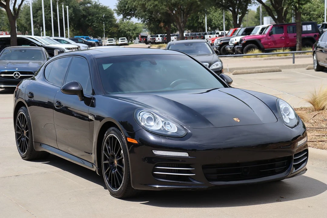 2014 Porsche 970 Panamera 4S - Image 3 of 31