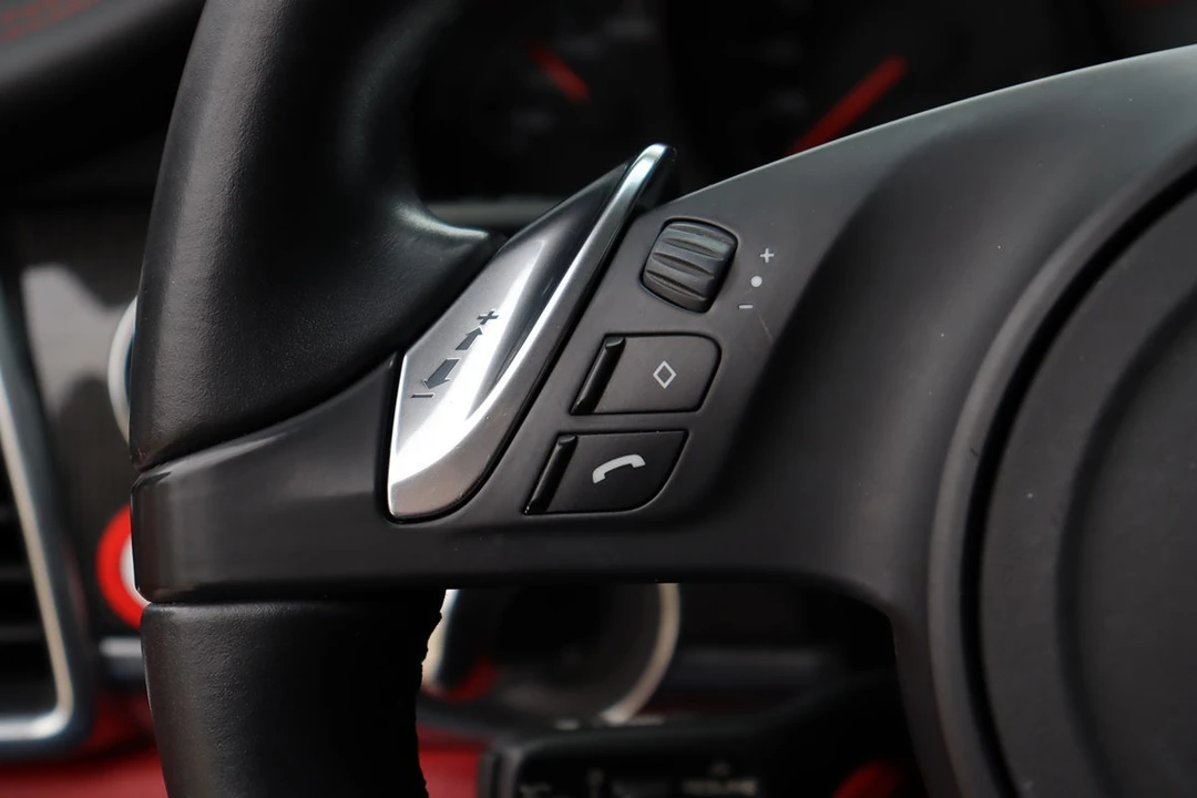 2014 Porsche 970 Panamera 4S - Image 16 of 31