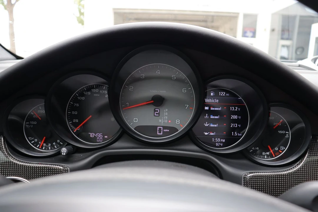 2014 Porsche 970 Panamera 4S - Image 18 of 31