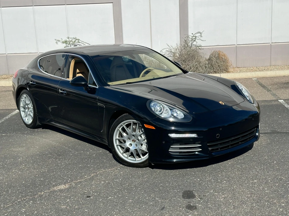 2014 Porsche 970 Panamera 4S - Image 14 of 31