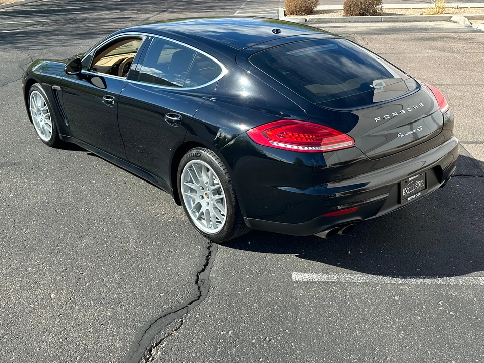 2014 Porsche 970 Panamera 4S - Image 8 of 31