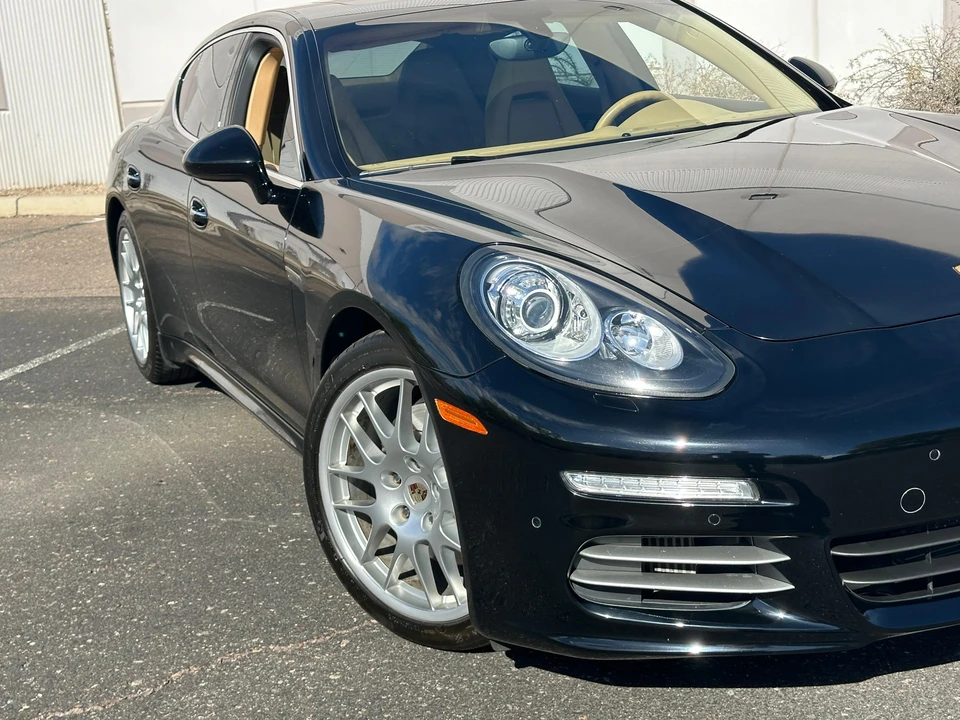 2014 Porsche 970 Panamera 4S - Image 20 of 31