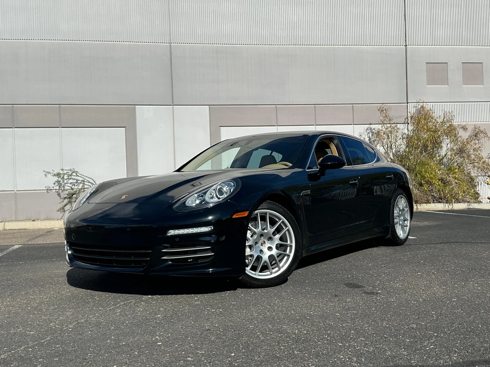 2014 Porsche 970 Panamera 4S - Image 7 of 31