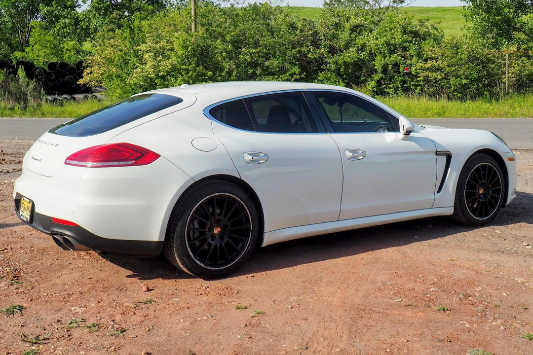2014 Porsche 970 Panamera 4S - Image 4 of 30