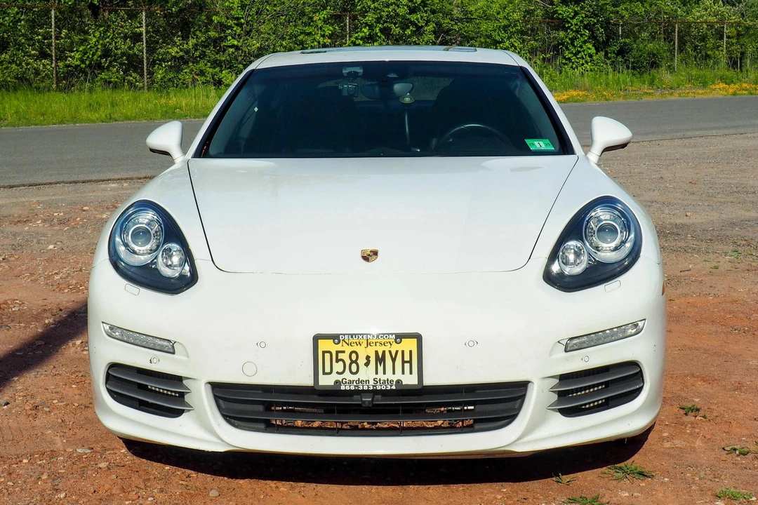 2014 Porsche 970 Panamera 4S - Image 2 of 30
