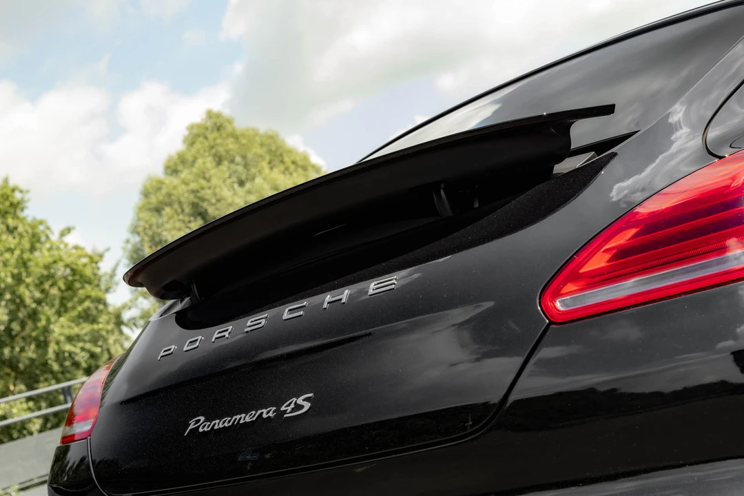 2014 Porsche 970 Panamera 4S - Image 20 of 31