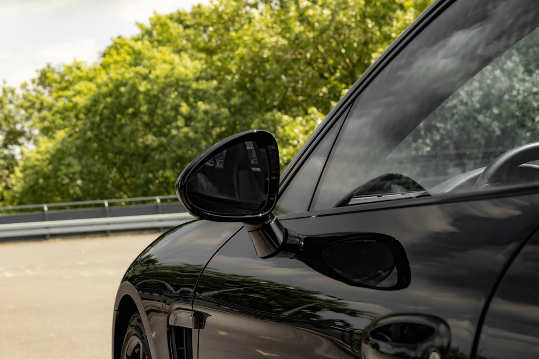 2014 Porsche 970 Panamera 4S - Image 28 of 31