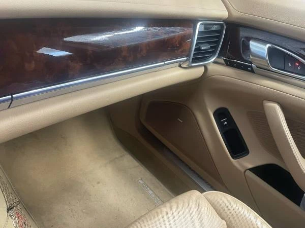 2014 Porsche 970 Panamera - Image 12 of 19