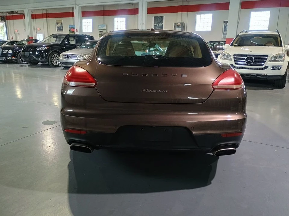 2014 Porsche 970 Panamera 4S - Image 4 of 12
