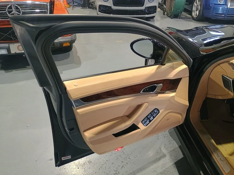 2014 Porsche 970 Panamera - Image 6 of 12
