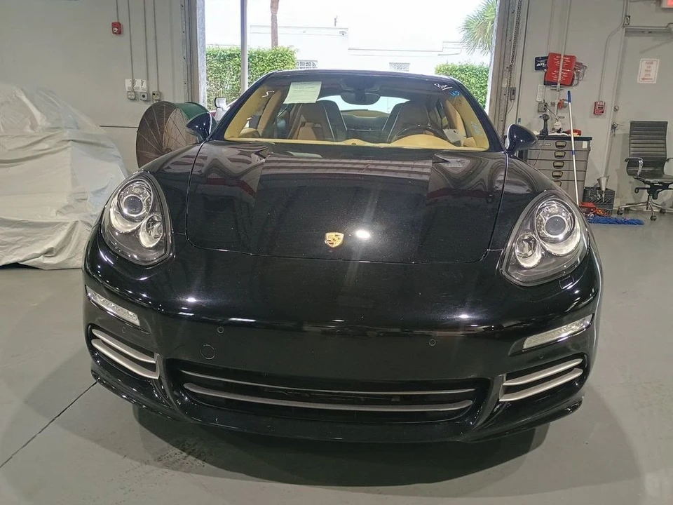 2014 Porsche 970 Panamera - Image 2 of 12