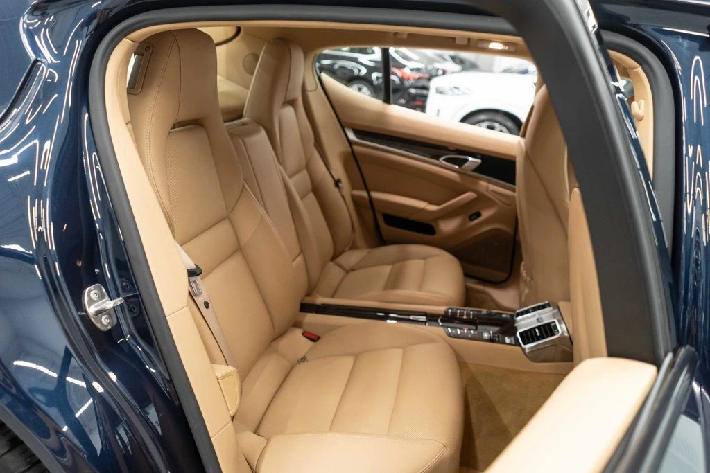 2014 Porsche 970 Panamera - Image 11 of 12