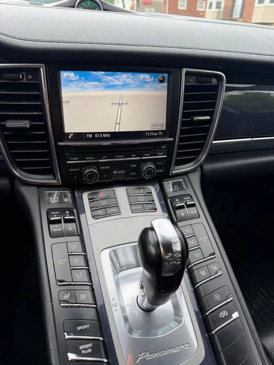 2014 Porsche 970 Panamera 4S - Image 10 of 18