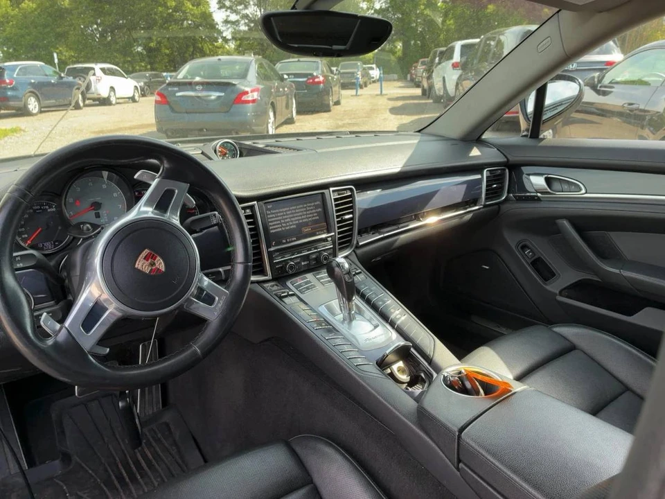 2014 Porsche 970 Panamera 4S - Image 9 of 14
