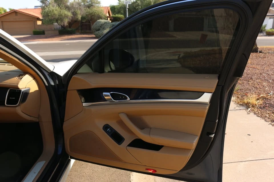 2014 Porsche 970 Panamera 4S - Image 14 of 19