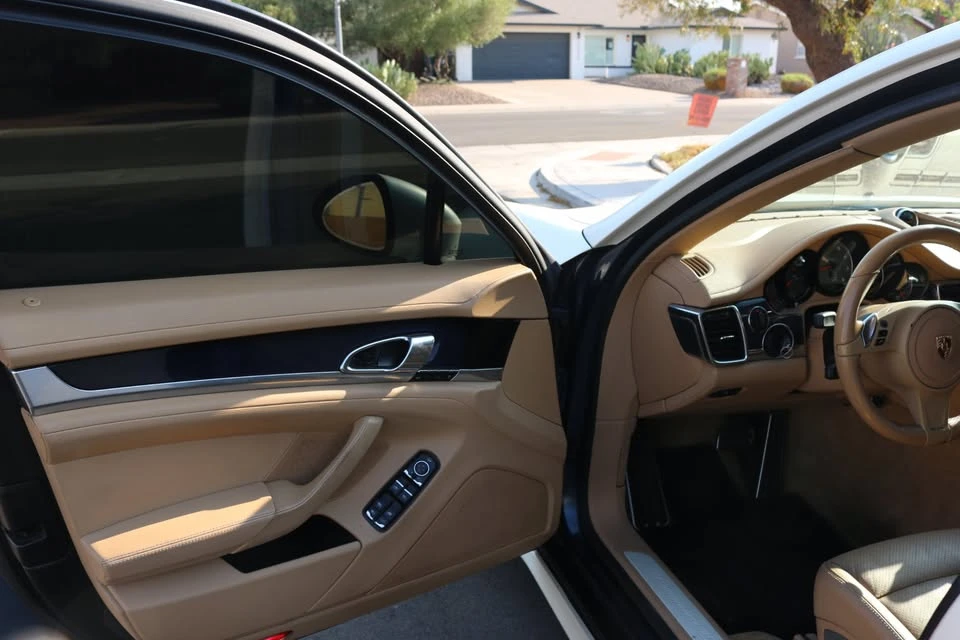 2014 Porsche 970 Panamera 4S - Image 16 of 19