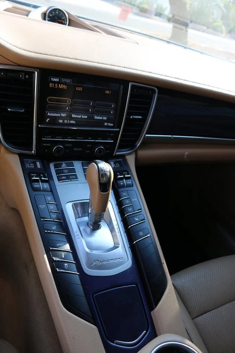 2014 Porsche 970 Panamera 4S - Image 17 of 19