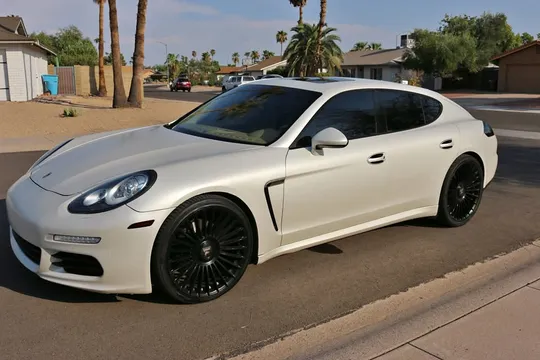 2014 Porsche Panamera 4S Twin Turbo