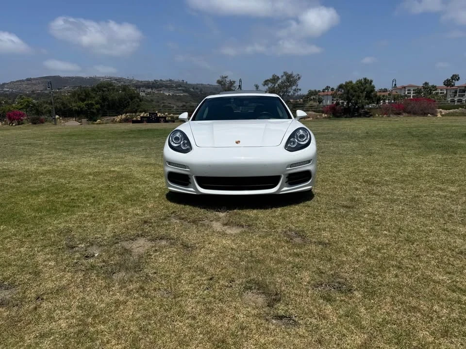 2014 Porsche 970 Panamera - Image 9 of 10