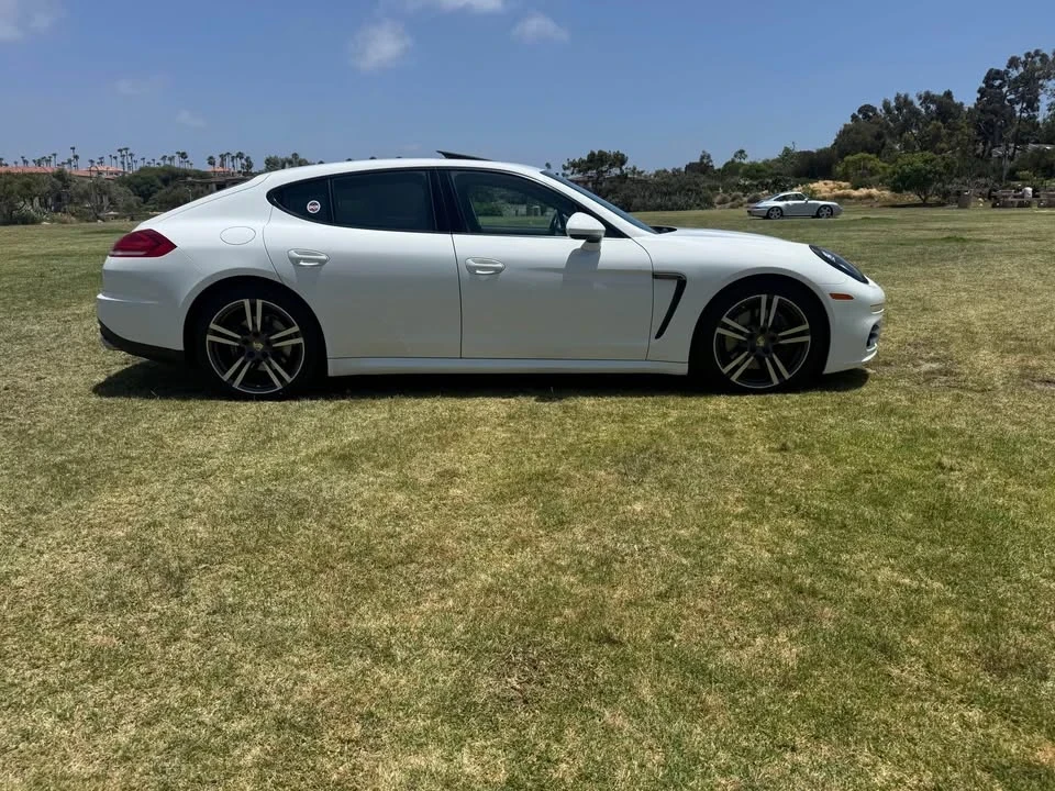 2014 Porsche 970 Panamera - Image 5 of 10