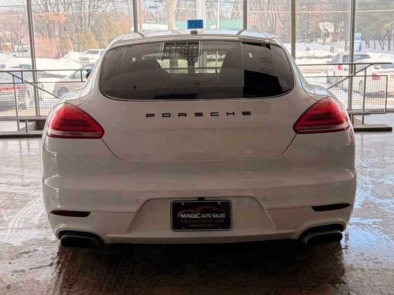 2014 Porsche 970 Panamera - Image 8 of 12