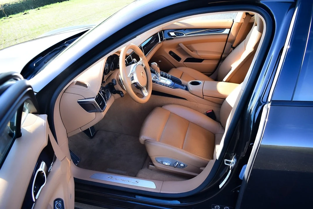 2014 Porsche 970 Panamera S - Image 27 of 30