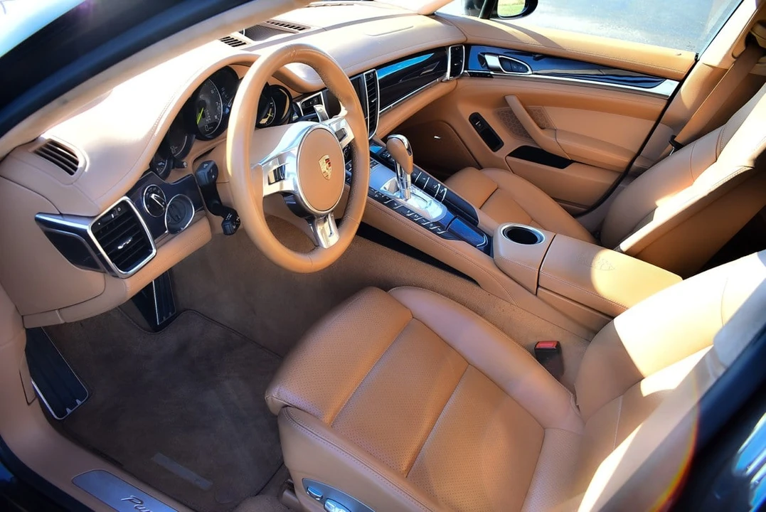2014 Porsche 970 Panamera S - Image 29 of 30