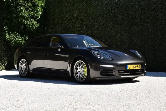2014 Porsche Panamera S E-Hybrid