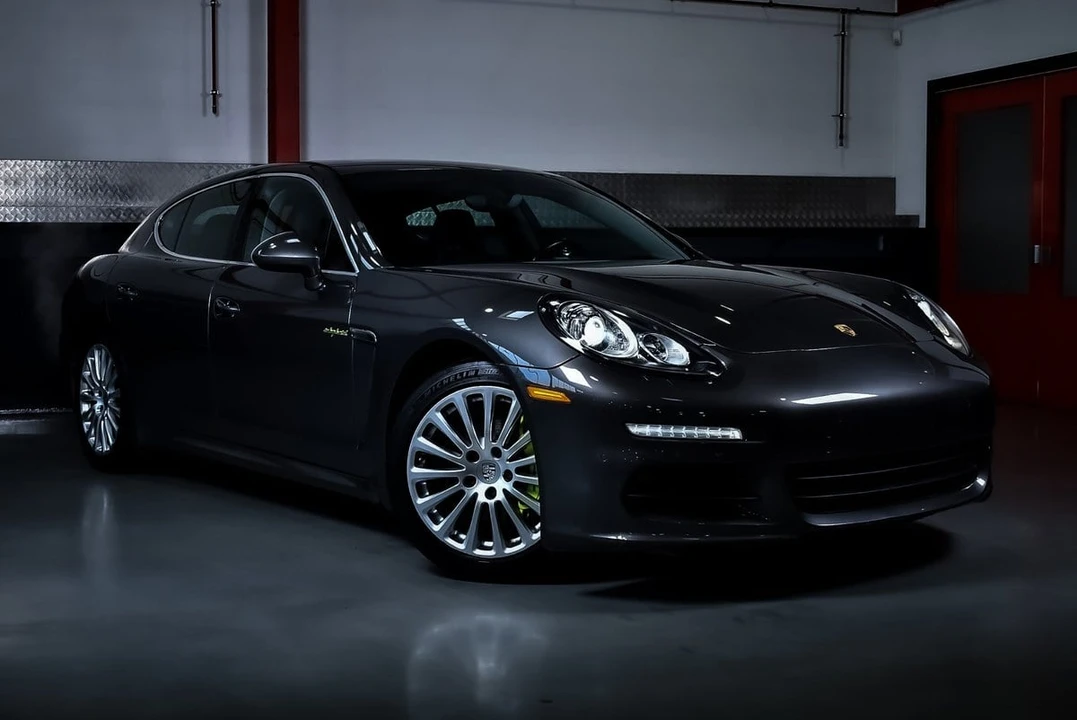2014 Porsche 970 Panamera S - Image 10 of 31