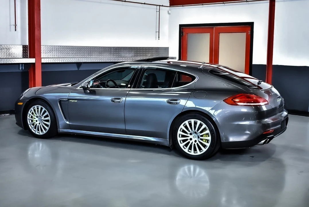 2014 Porsche 970 Panamera S - Image 29 of 31