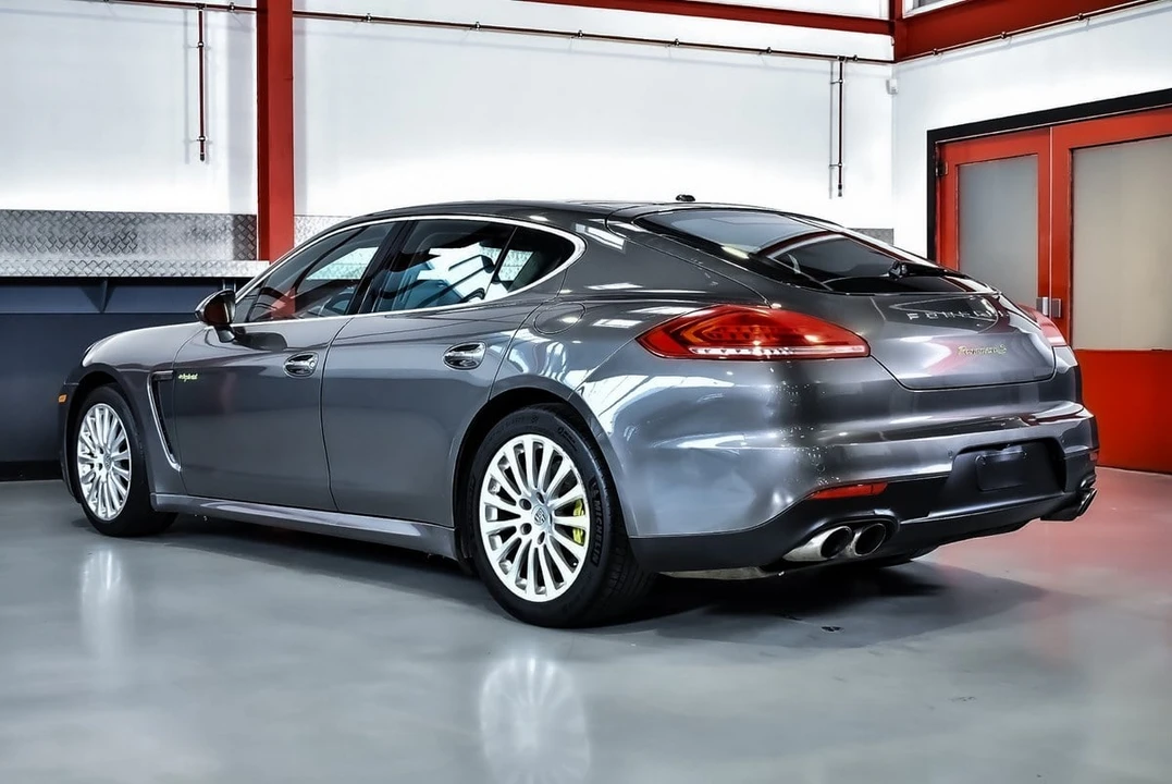 2014 Porsche 970 Panamera S - Image 20 of 31