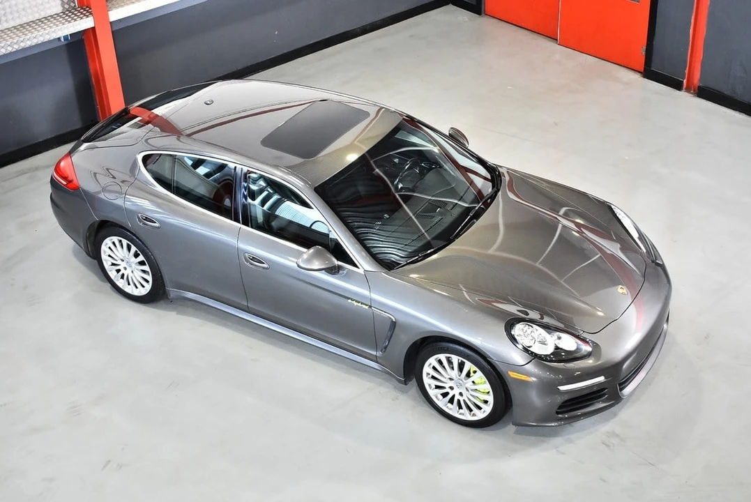 2014 Porsche 970 Panamera S - Image 16 of 31