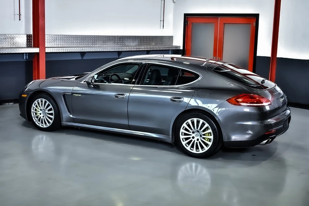 2014 Porsche 970 Panamera S - Image 21 of 31