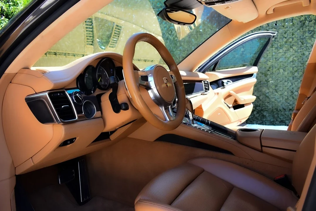2014 Porsche 970 Panamera S - Image 18 of 31