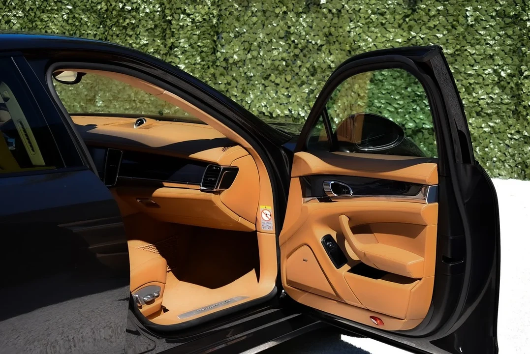 2014 Porsche 970 Panamera S - Image 26 of 31