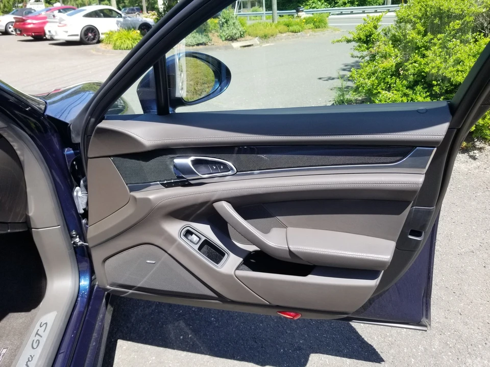 2014 Porsche 970 Panamera GTS - Image 6 of 8