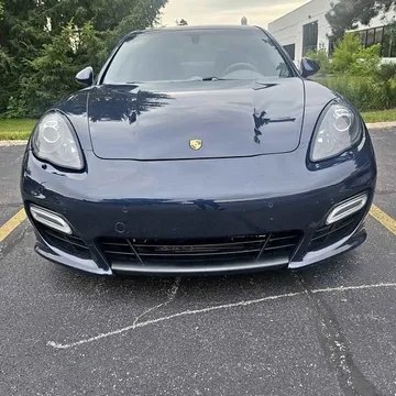 2014 Porsche Panamera GTS Sport Turismo