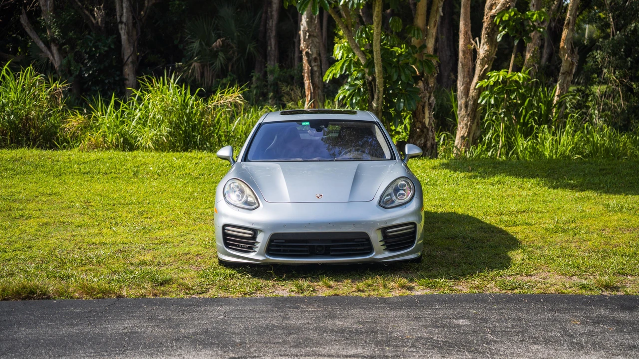 2014 Porsche 970 Panamera GTS - Image 6 of 31