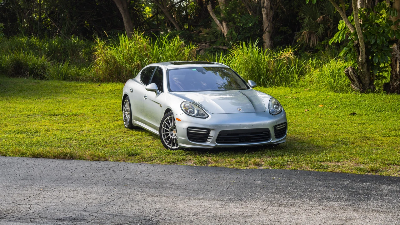 2014 Porsche 970 Panamera GTS - Image 30 of 31