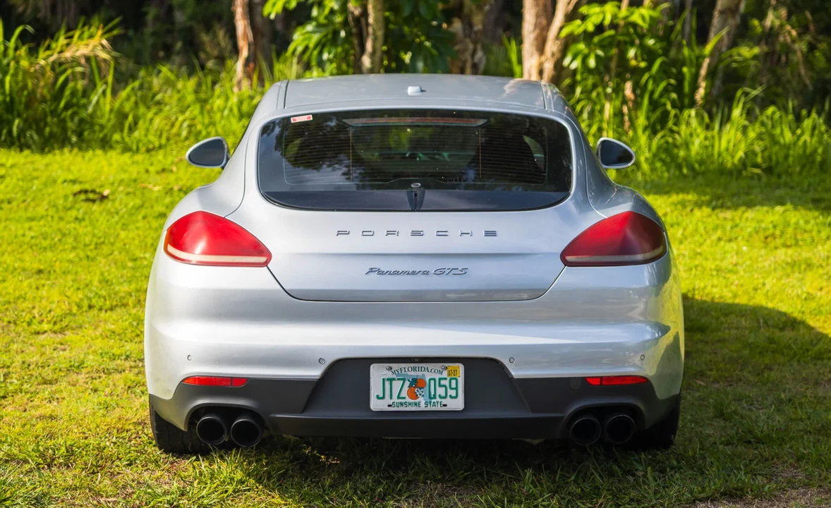 2014 Porsche 970 Panamera GTS - Image 17 of 31