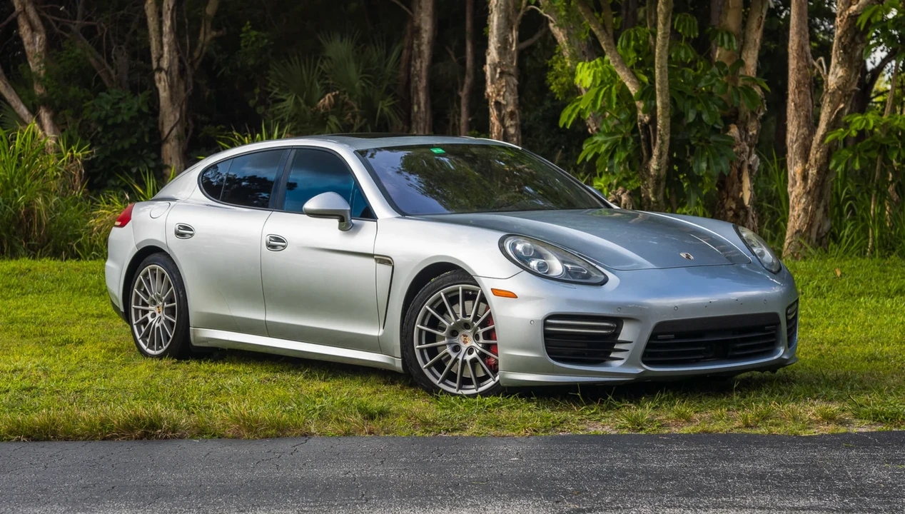 2014 Porsche 970 Panamera GTS - Image 26 of 31