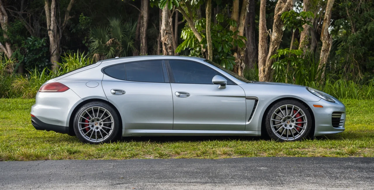 2014 Porsche 970 Panamera GTS - Image 23 of 31