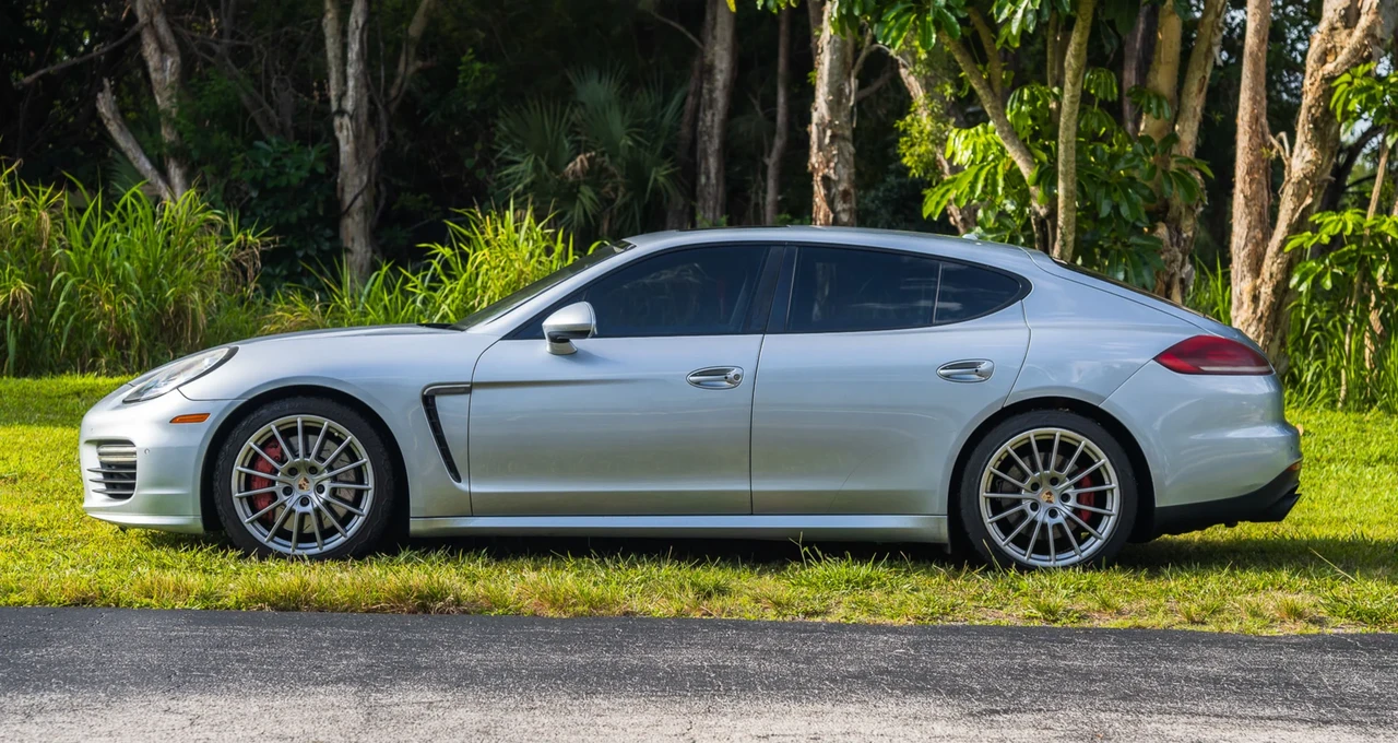 2014 Porsche 970 Panamera GTS - Image 13 of 31