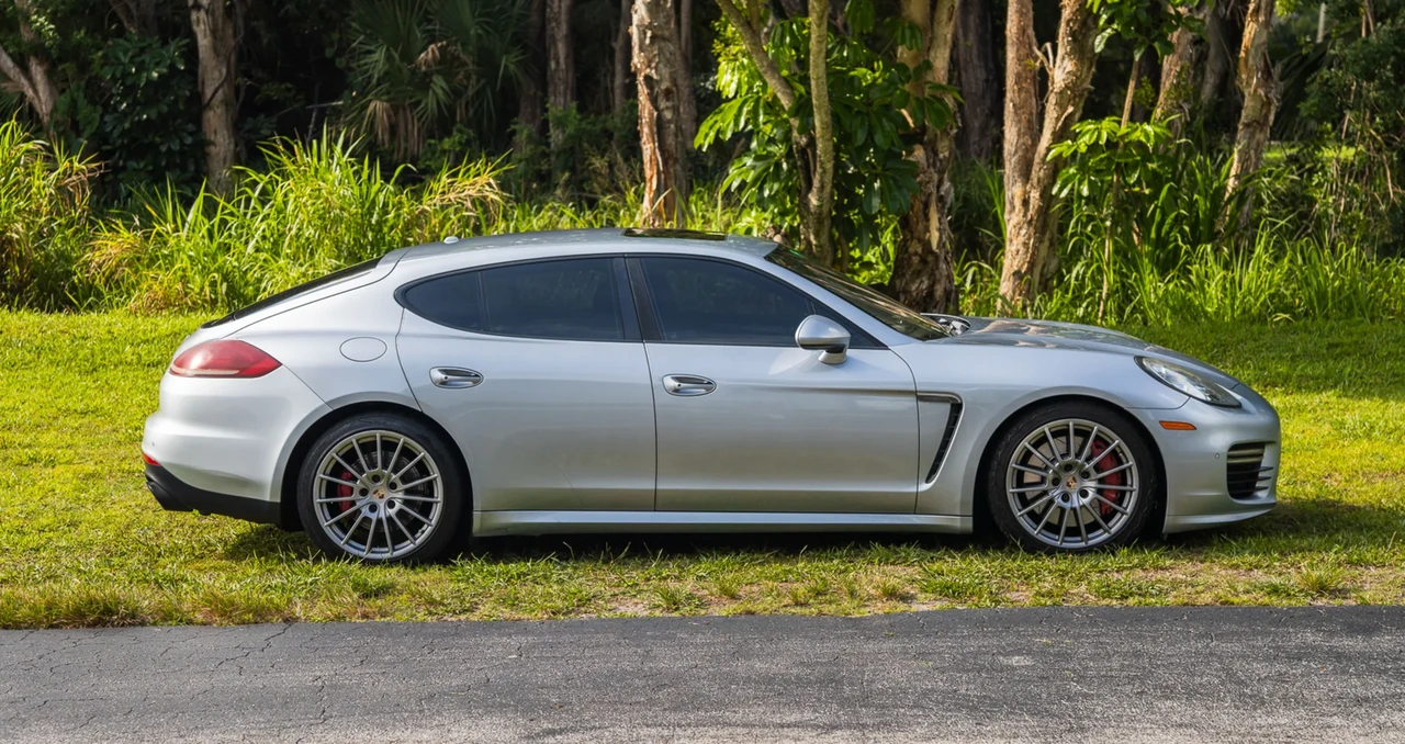 2014 Porsche 970 Panamera GTS - Image 24 of 31