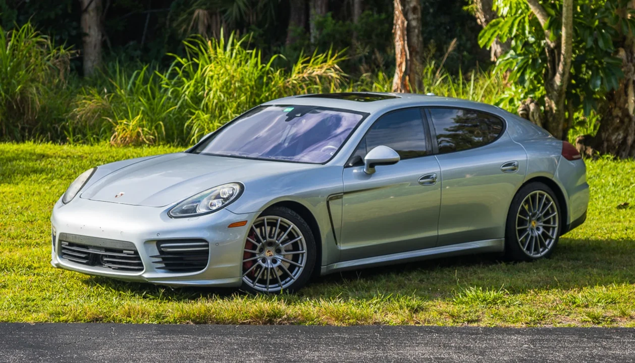 2014 Porsche 970 Panamera GTS - Image 10 of 31
