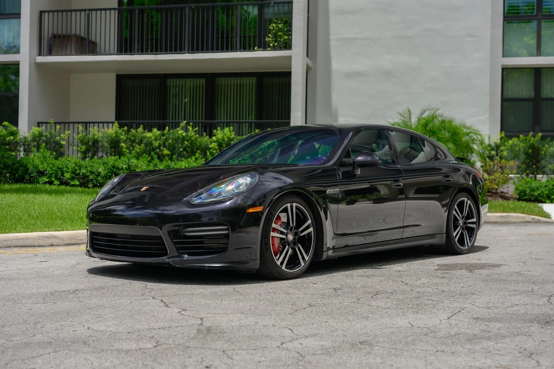 2014 Porsche 970 Panamera GTS - Image 3 of 31