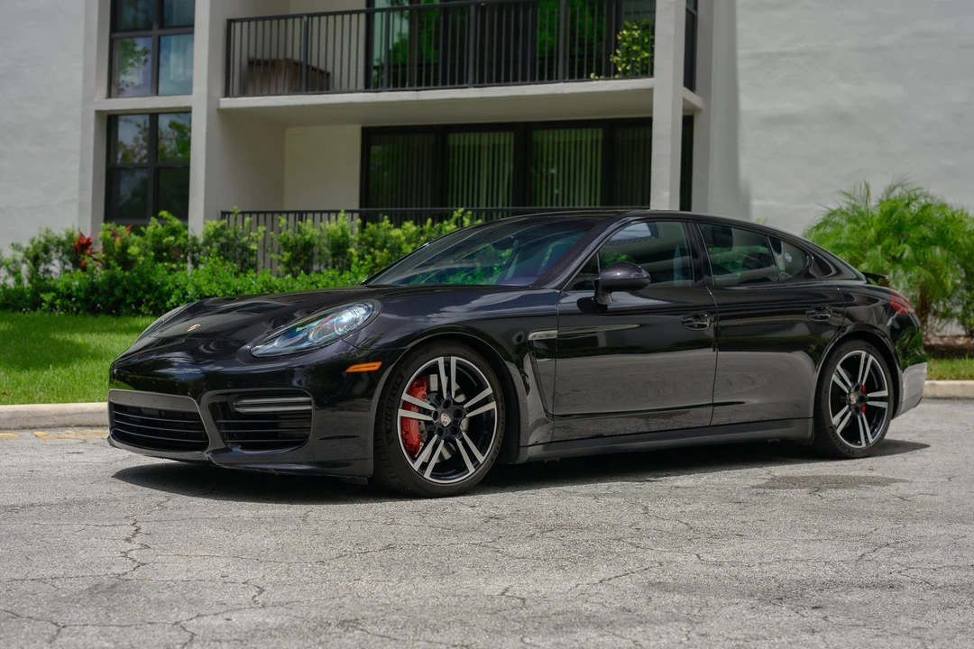 2014 Porsche 970 Panamera GTS - Image 2 of 31