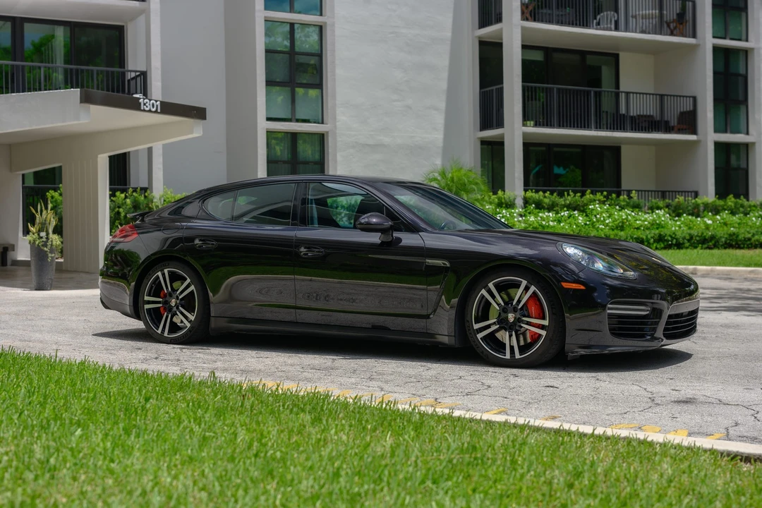2014 Porsche 970 Panamera GTS - Image 15 of 31