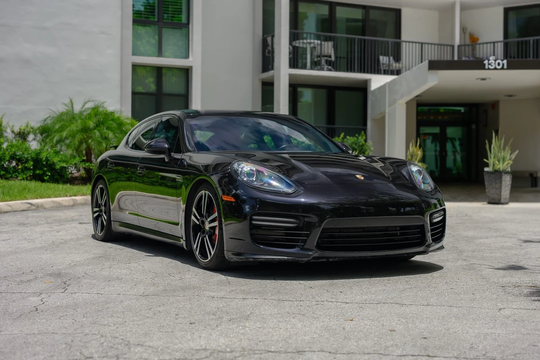 2014 Porsche 970 Panamera GTS - Image 7 of 31