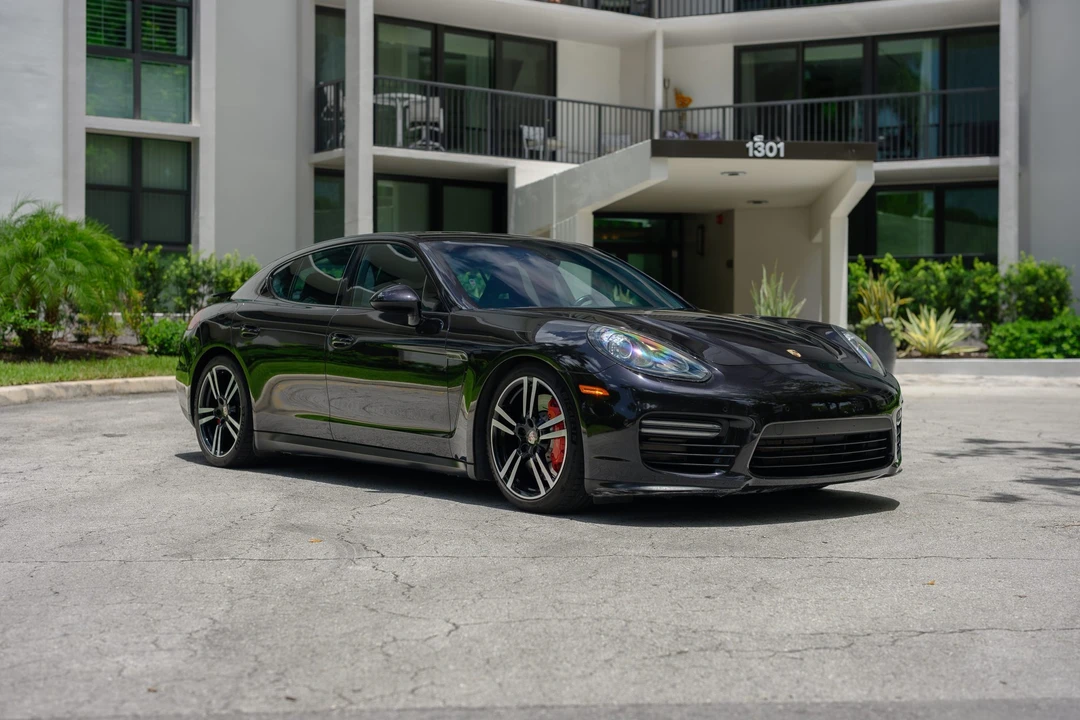 2014 Porsche 970 Panamera GTS - Image 9 of 31